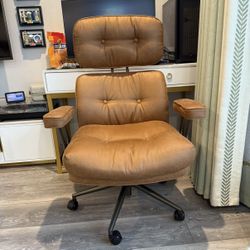 Mid-Century Modern Ergonomic Office Chair, Extra Wide Comfy Executive Chair with Lumbar Support, Suede Leather Light Brown