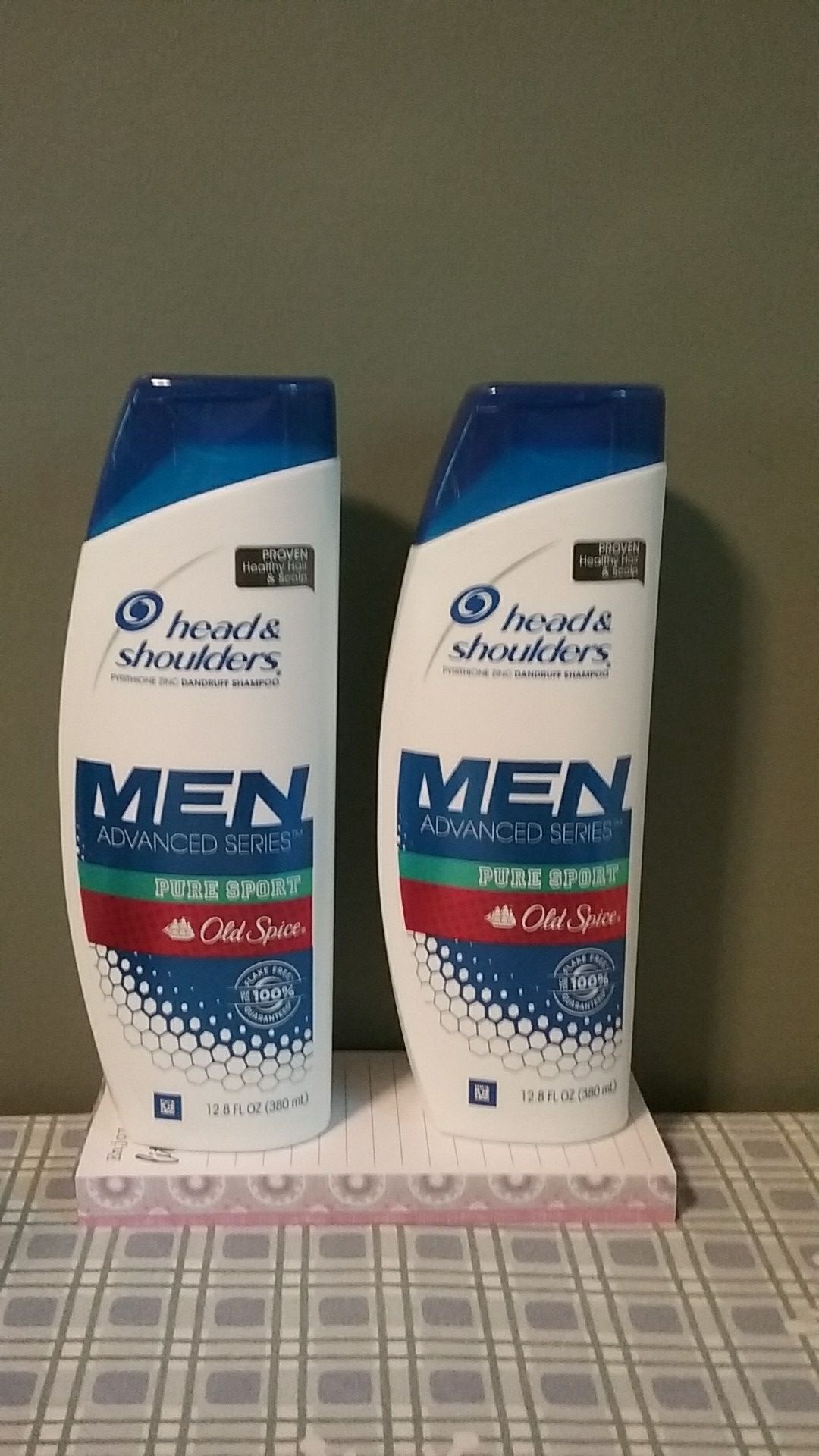 Head and Shoulders men pure sport shampoo