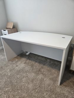 4 Commercial Grade Office Desk