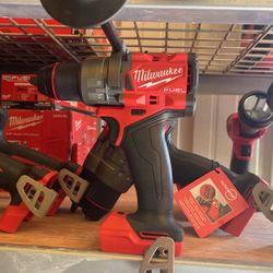 Milwaukee Hammer Drill 