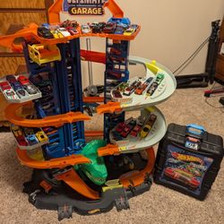 Hot Wheels Ultimate Garage, Cars And Case Included