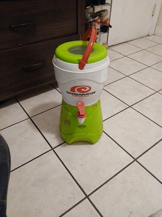 Margarator Margarita And Slushy Machine