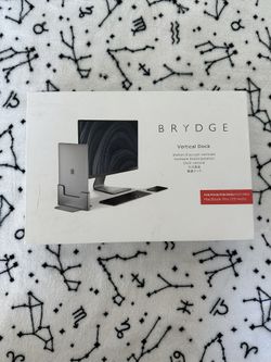 Brydge MacBook Pro Vertical Dock - 13”
