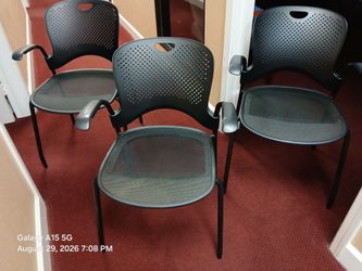 Herman Miller Caper Stackable Side/Guest Chair
