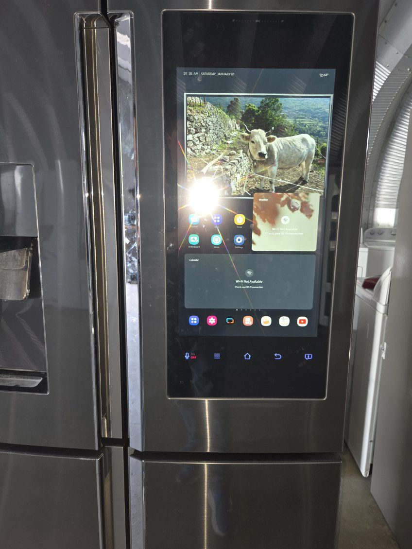 Samsung Family Hub Black Stainless Counter Depth 4-door Refrigerator