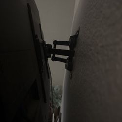 Vizio 60” LED Smart TV + Articulating Wall Mount – 16” Extension, Swivel/Tilt