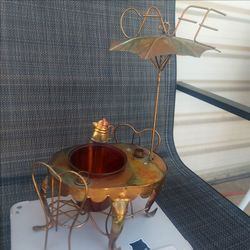 Vintage CAFE table and seats music box