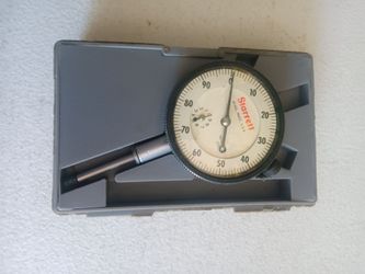 Starrett dial indicator precision machinist tool..25-441