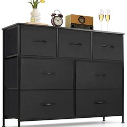 7 drawer dresser (set of 2)