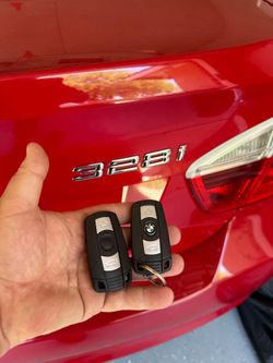 Car Keys N Remotes/ Llaves Con Control