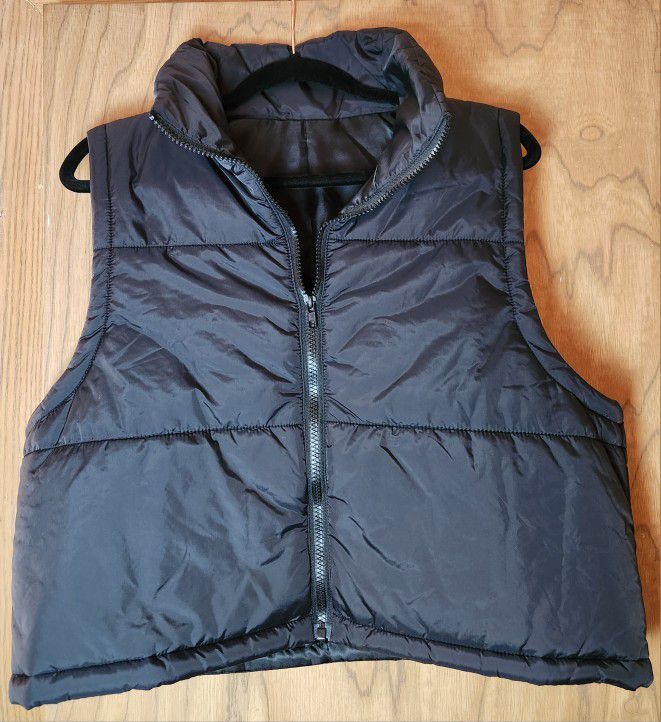 Zip-Up Cropped Puffer Vest 
