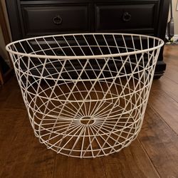 White Metal Laundry Basket **LIKE NEW**