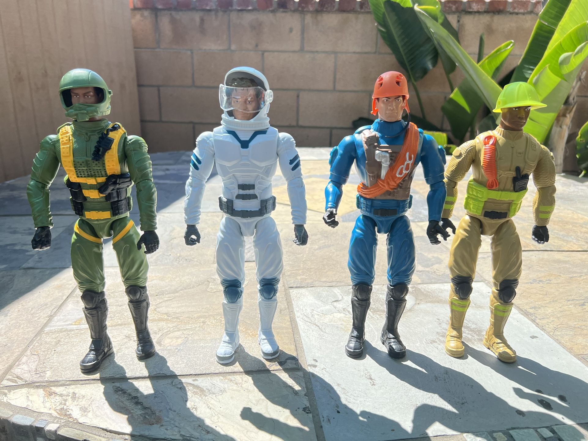 Adventure Action Figures 