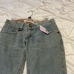 Levi’s Slouch Capri Size 7 Never Worn 