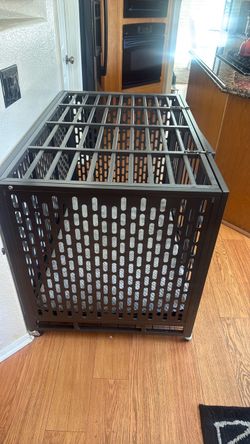 Large Heavy-Duty Metal Dog Crate