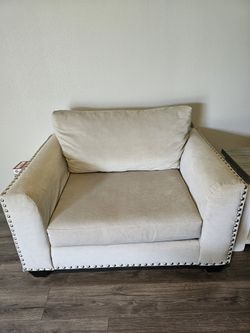 2 single sofa seaters