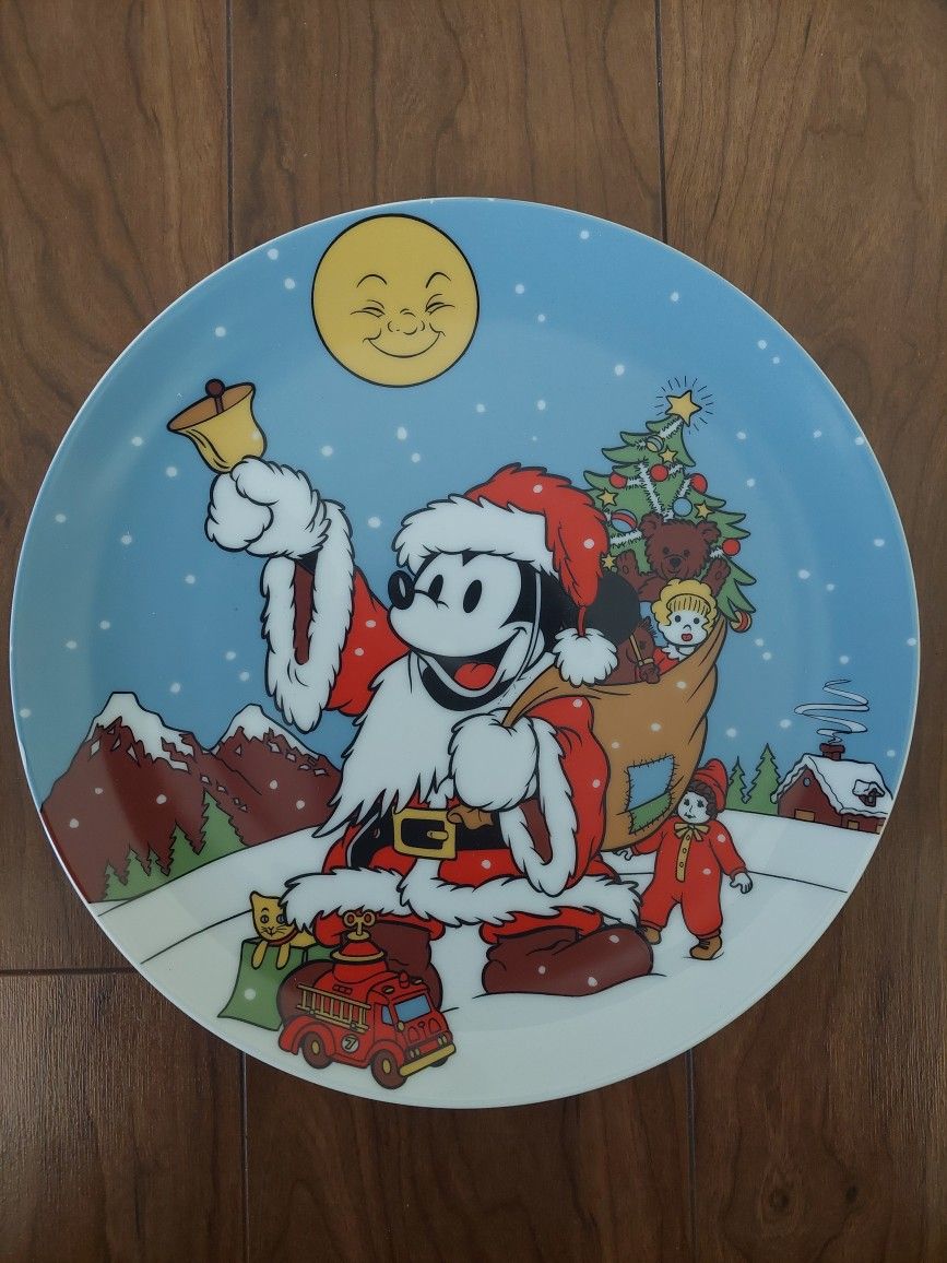 Disney Christmas 1991 Porcelain Plate
