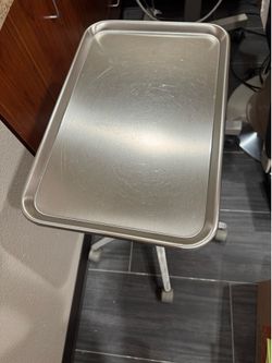 Medical Instrument Rolling Stand