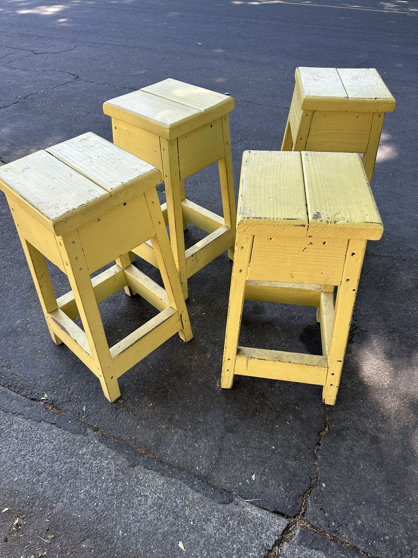 4 Yellow Bar Stools (solid Wood)