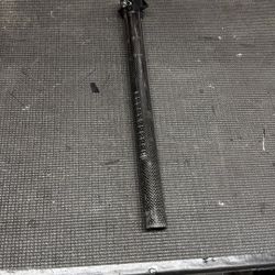 30.8 Carbon Fiber Seatpost 
