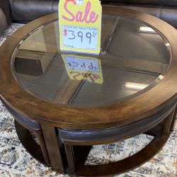 Wooden Cocktail Table/W 4Matching Pull-Out Stools