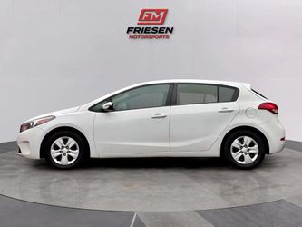 2017 Kia Forte5