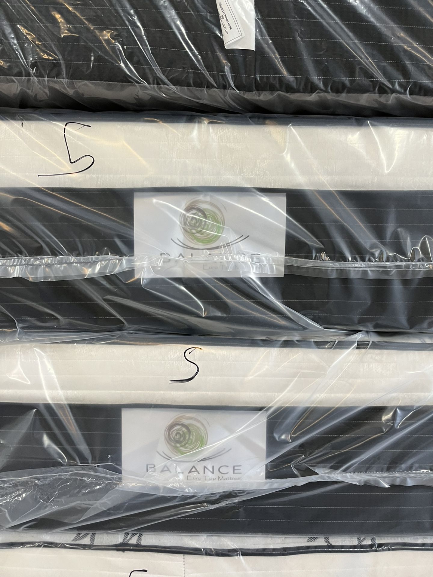 💥🛌💥 PILLOW TOP MATTRESS ALL SIZE BRAND NEW STARTING AT $190 BEST PRICE IN TOWN💥🛌💥