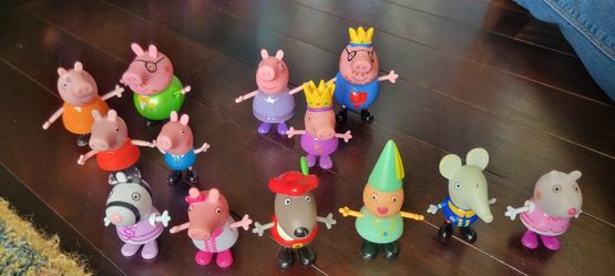 Peppa Family And Friends