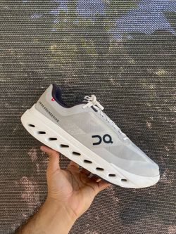 On Running Cloudsurfer Next Sneakers in Glacier/White