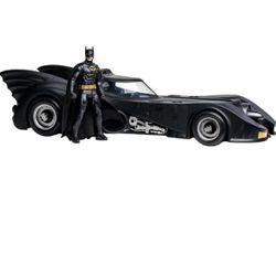 McFarlane DC Multiverse Batman & Batmobile Gold Label