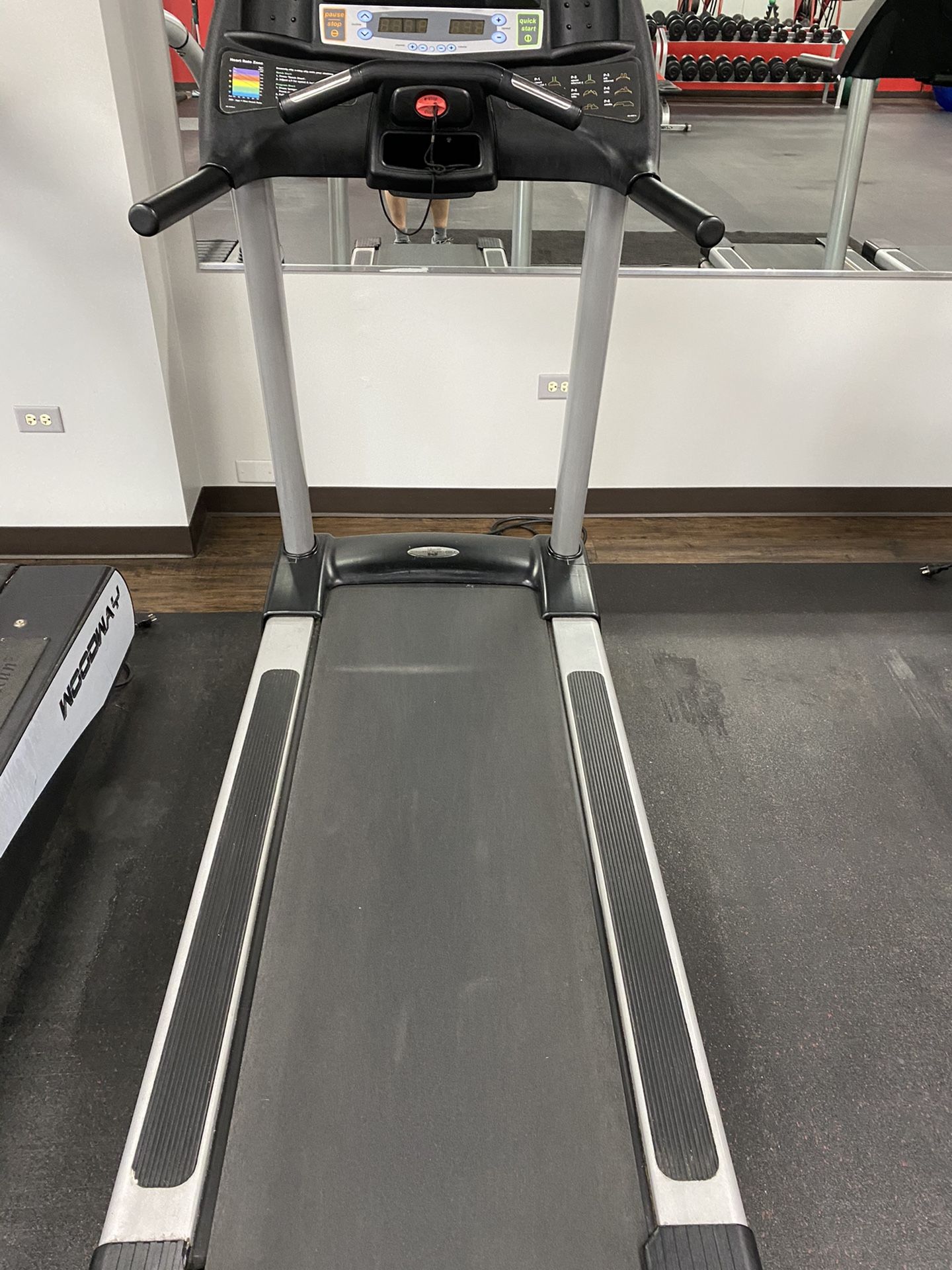 Treadmill by Cybex commercial Treadmill for Sale in HOFFMAN EST, IL OfferUp