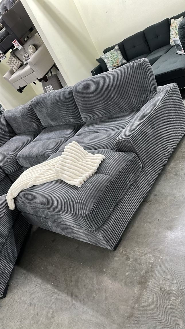 Extra Large 6 Piece Modular Sectional Grey Corduroy Brand New In Box Firm Price $1,499