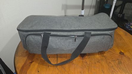 Cricut Maker + HUGE Tool & Accessory Bundle + Carrying Case