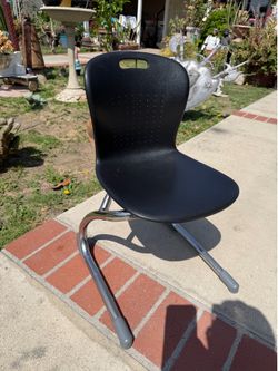 Virco Sturdy Black School Chair Rocker Series 15" Seat Height for Children from 1st - 4th Grade