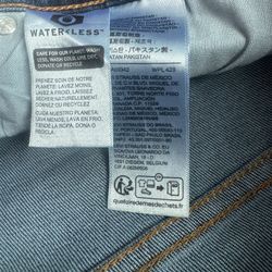 Levi’s High Rise Skinny Jeans 