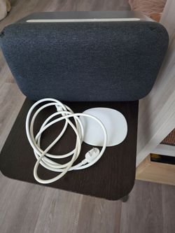 Google Home Max smart speaker