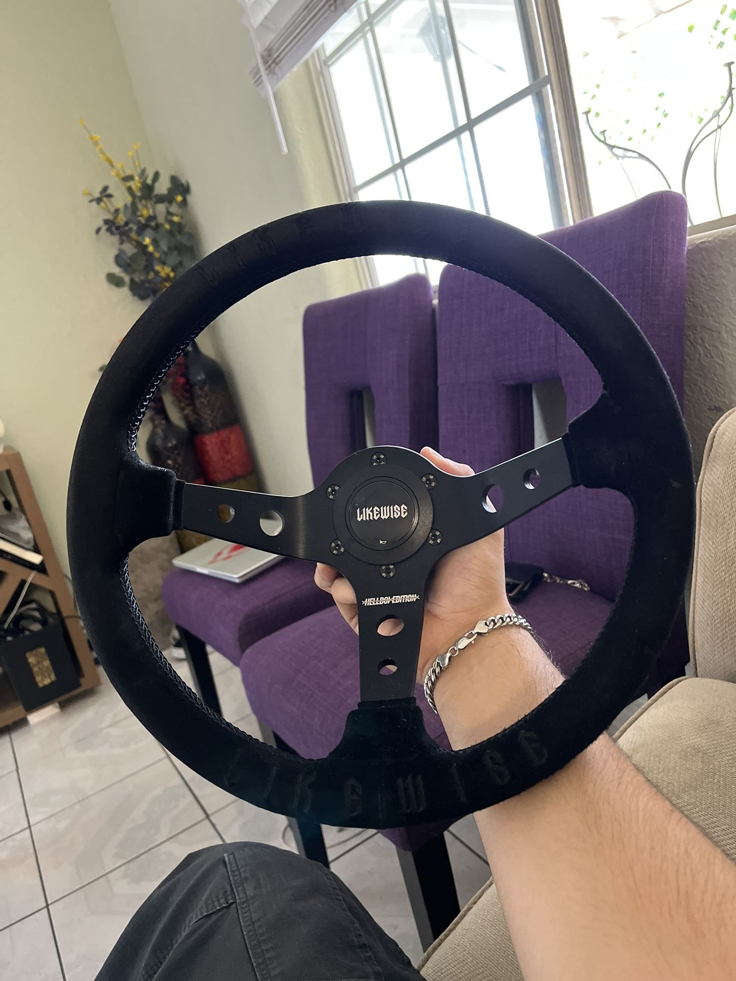 LikeWise Steering wheel