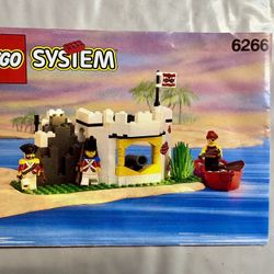 LEGO Pirates 6266 Cannon Cove Used