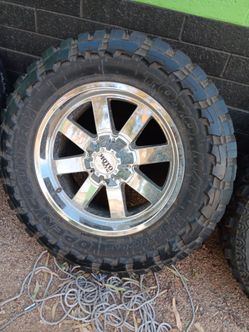 20x9 5x139 moto metal rims  on used tires