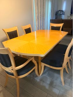 Expandable Dining Table 6 chairs