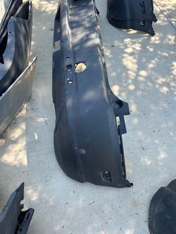 Ford bronco 2021 and 2022 and 2023 and 2024 rear bumper