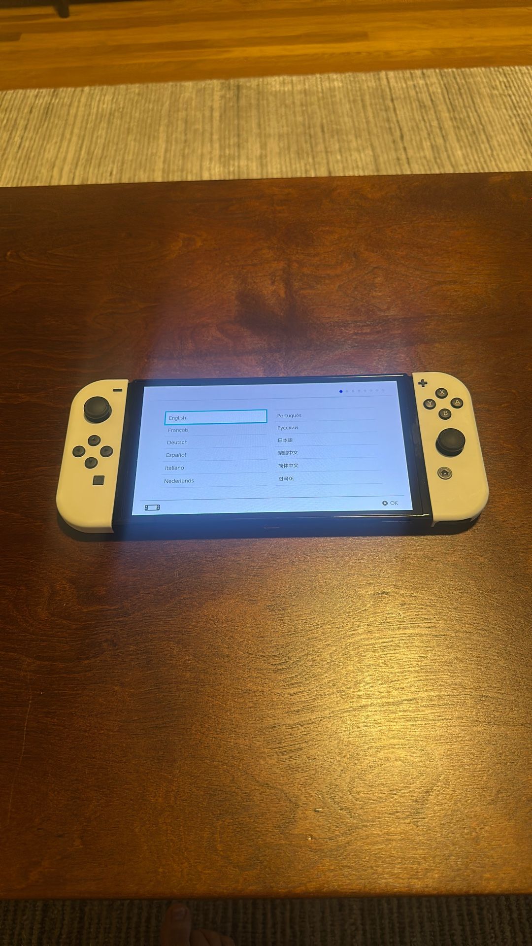 Nintendo Switch OLED + Case & MicroSD