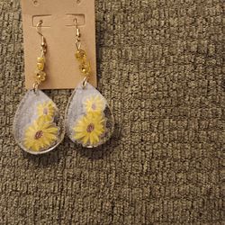 Yellow Daisy Earrings 