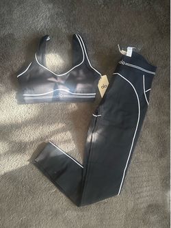 Women Alo Sets ‘Black’