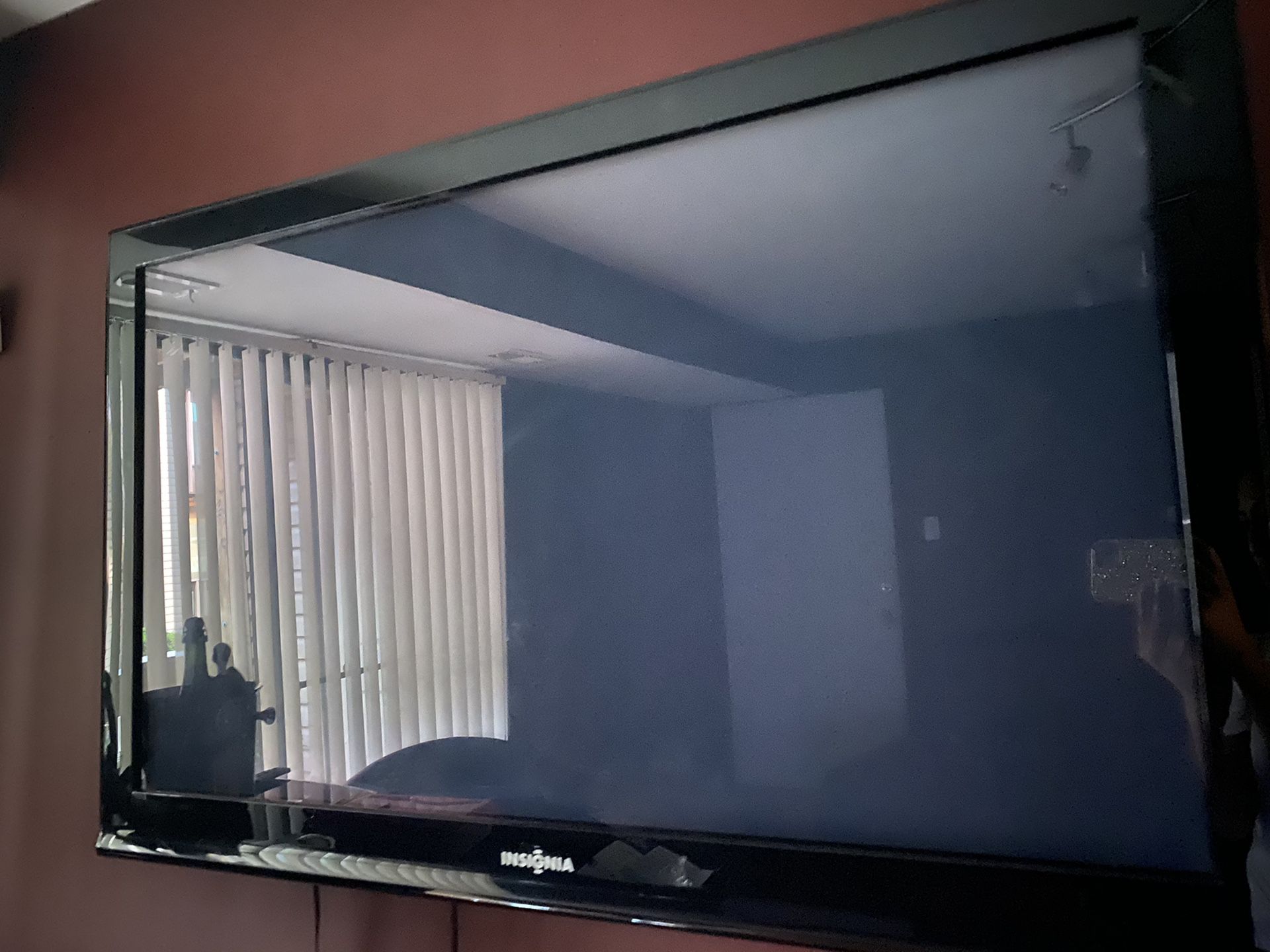 50” inch Insignia TV