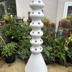 Large Lettuce Grow Hydroponic Farmstand Tower Garden