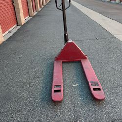 Dayton 2500 Lb Pallet Jack 