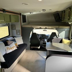 2016 Winnebago Minnie Winnie