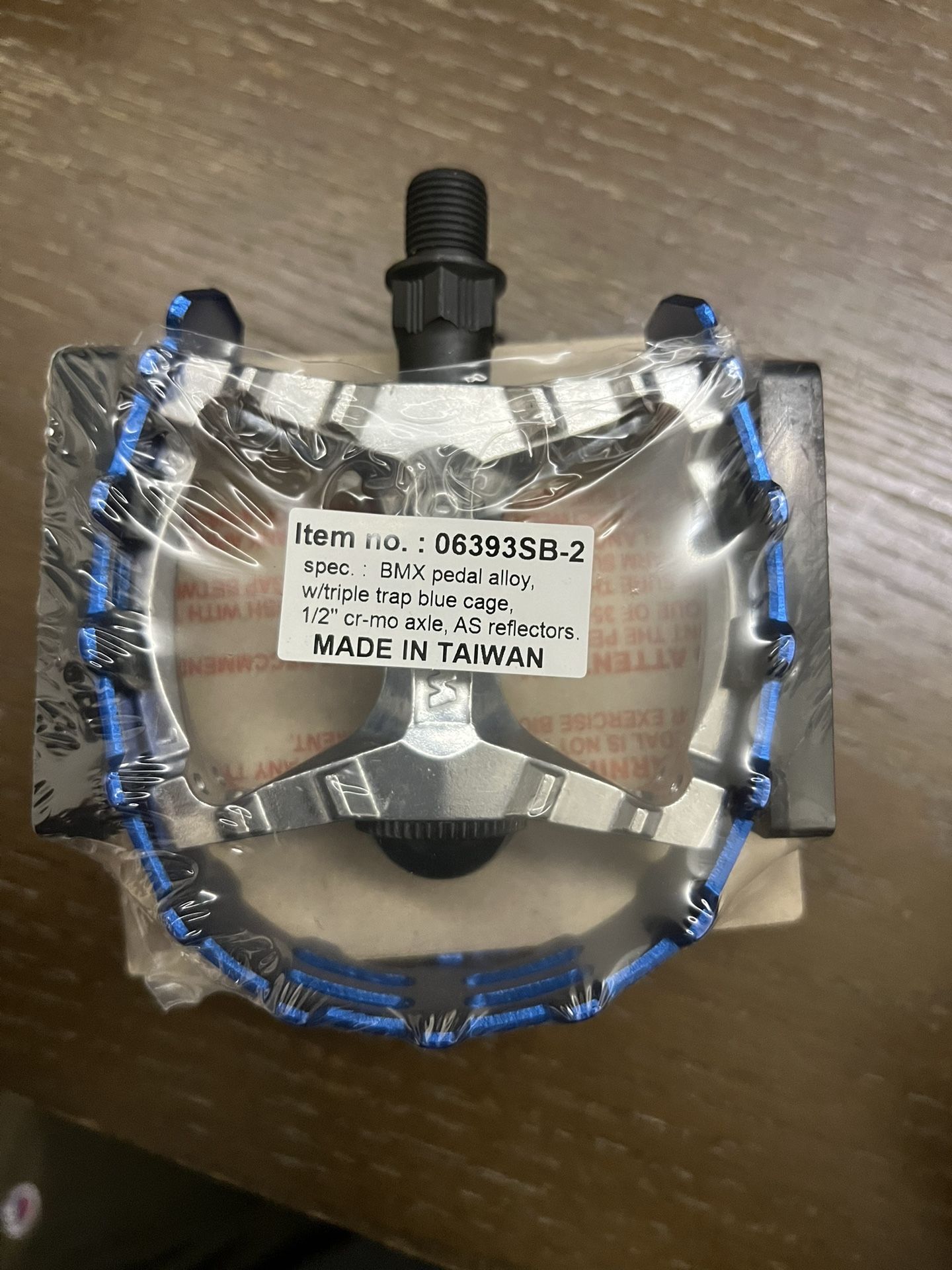 Wellgo Brand Blue Bear Trap Pedals Size 1/2 Inch 