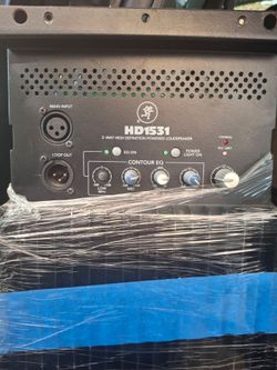 Mackie amp 3way $100 good condition